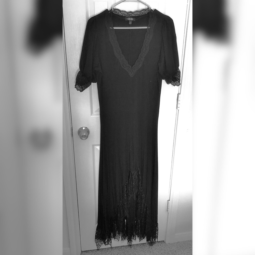 NWOT Widdow high low dress